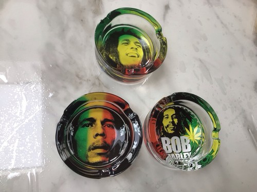 Reggae style ashtray set - ashtray, of