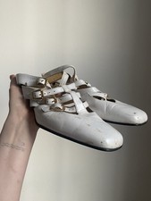 Vintage Very Well Worn Sandal