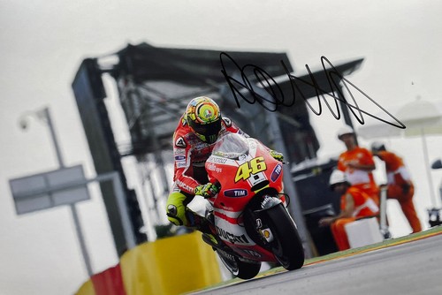 Valentino rossi hand signed - valentino,