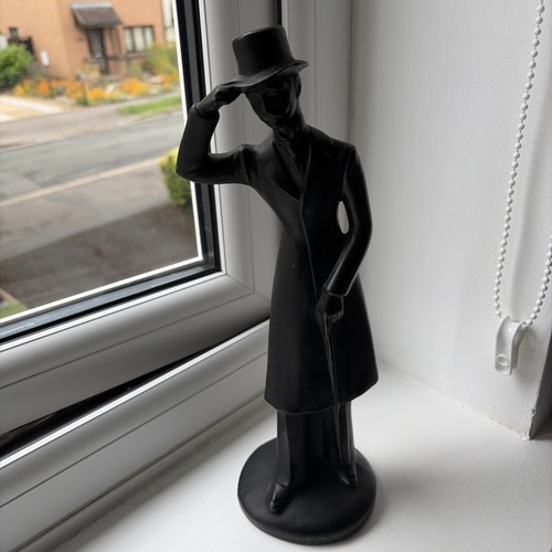 Vintage royal wessex figurine - vintage,