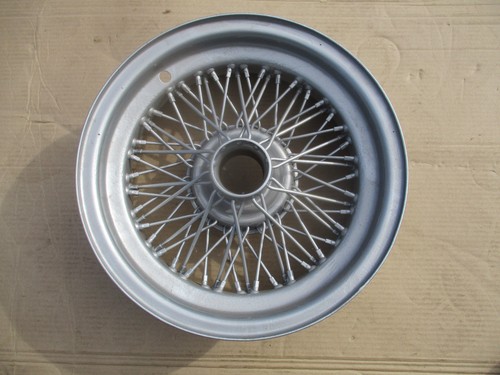 Centre laced inch spoke - centre,