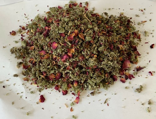 Dried rose petals raspberry - petals, /