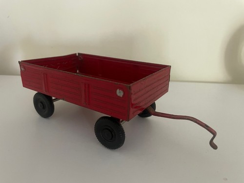 Ertl red farmers - 6.5”,
