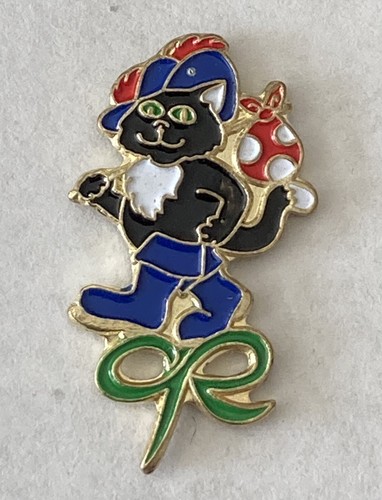 Vintage collectable pin badge - vintage,