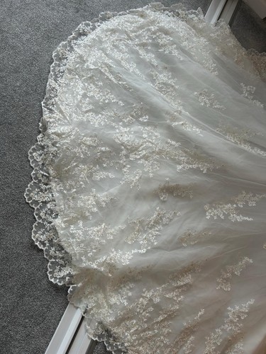 Ivory lace wedding dress - wedding,