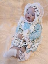 Yolanda Bello – “Picture Perfect Babies" miniature porcelain doll – Danielle