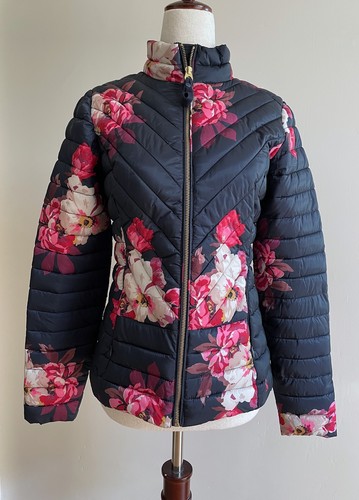 Athleisure navy pink - athleisure, floral