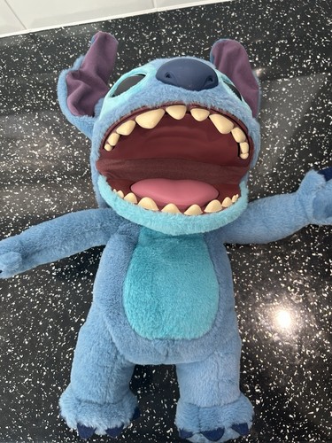 Disney stitch hand - disney,