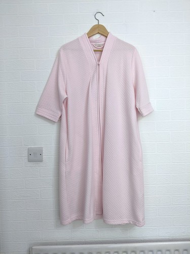 Pink bed jacket size - pink,