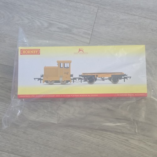 Hornby r3853 gauge - oo, ruston