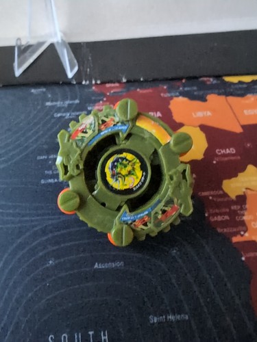 Spike lizard beyblade - lizard,