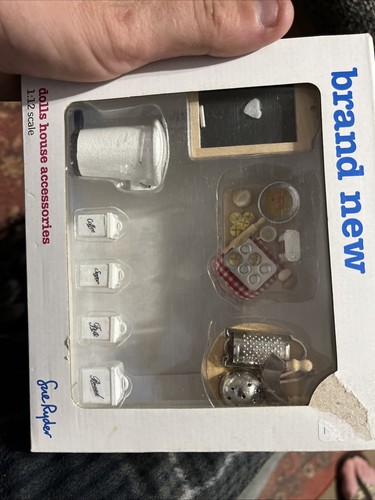 Dolls house accessories 12 - house,