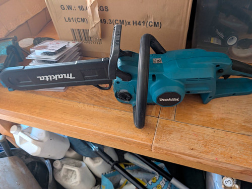 Makita cordless chainsaw 18v - cordless,