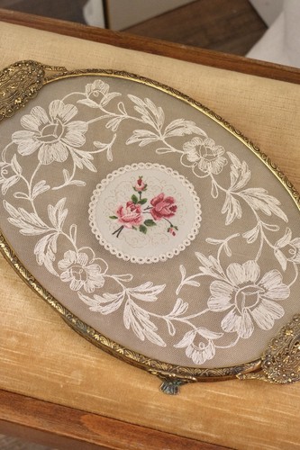 Vintage oval lace - oval, tray
