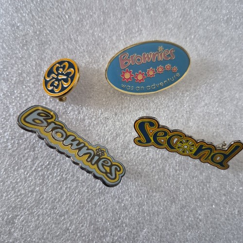 Brownies badges - brownies,