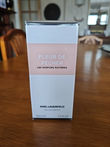 Unopened bottle fleur de - fleur,