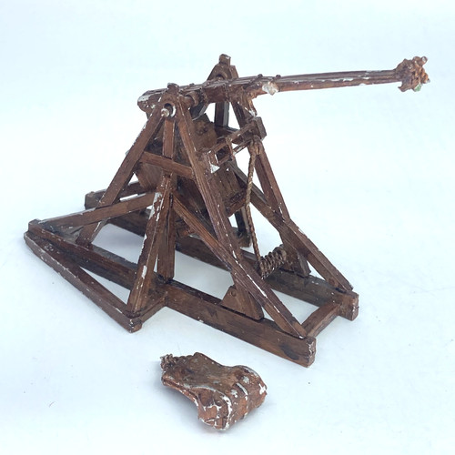 Minas tirith siege trebuchet - tirith,