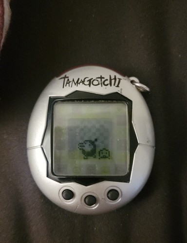 Tamagotchi connection 2004 - tamagotchi,