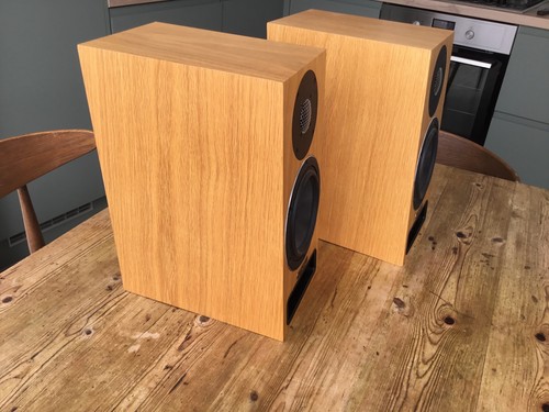 Twenty5 21 speaker - p,