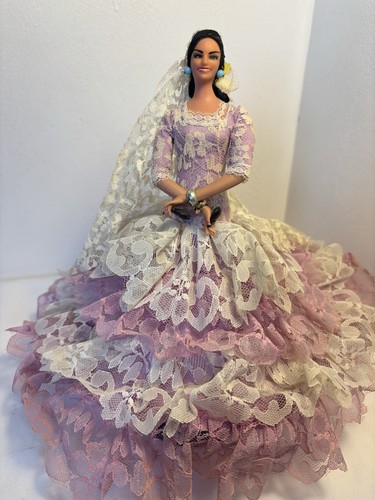 Vintage costume doll spanish - doll.,