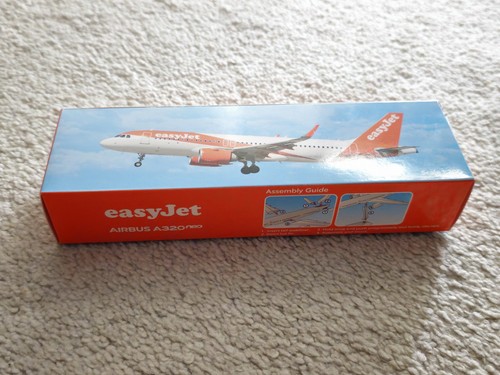 Easyjet airbus a320neo - easyjet,