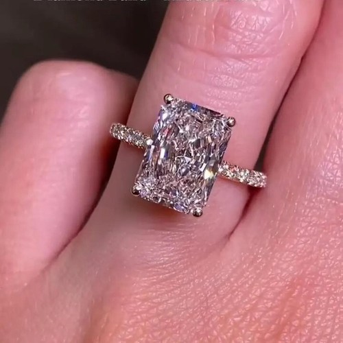 Radiant cut moissanite - ct,