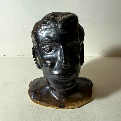Black gloss glazed ceramic - gloss,