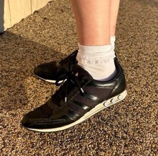 adidas Sleek Series La