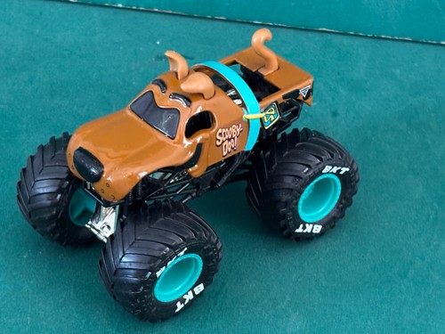Hot wheels monster jam - hot,