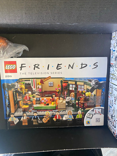 Lego ideas 21319 friends - lego,