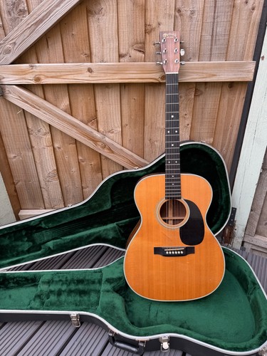 Martin 000 2001 - |, |