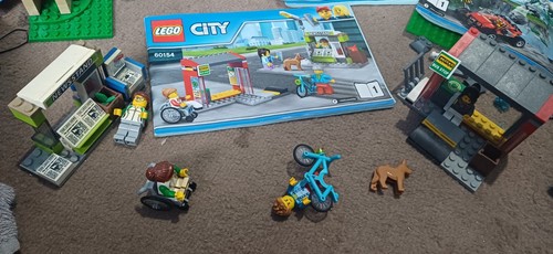 Lego city bus station 60154 - lego,