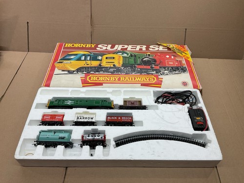 Hornby gauge train pack - oo,