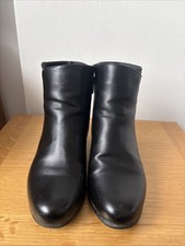 Pavers  Black Ankle Boot Size