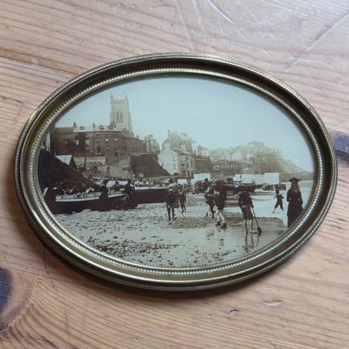 Victorian framed photo cromer - photo,