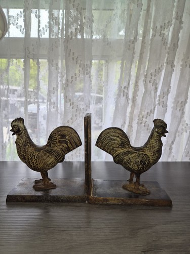 Vintage farmhouse shabby chic - farmhouse,