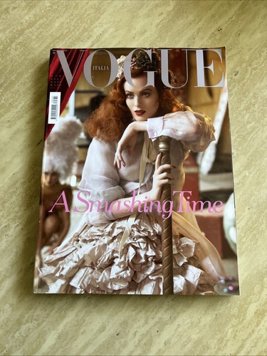 Vogue italia magazine italy - italia,