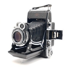 "Rare MINT Late Model V s/n