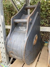 12" Digging Bucket - JCB Pickup