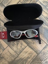 Vintage Oakley * Ducati Minute Sunglasses - with original box & cloth holder 