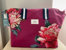Joules Beauty /Weekend Bag