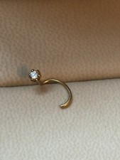 22 Carat Yellow Gold Cubic