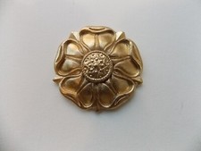 ORNATE DECORATIVE FURNITURE