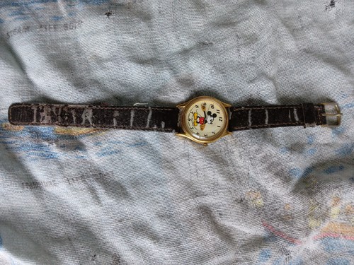Disney mickey mouse wrist - mouse,