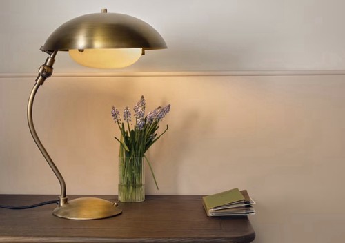 Loaf swoopy lamp - loaf, gold/brass