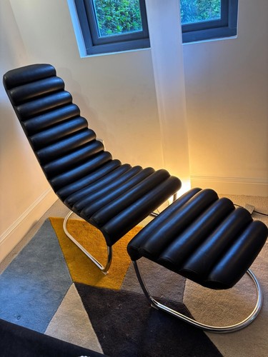 Contemporary postmodern black - postmodern,