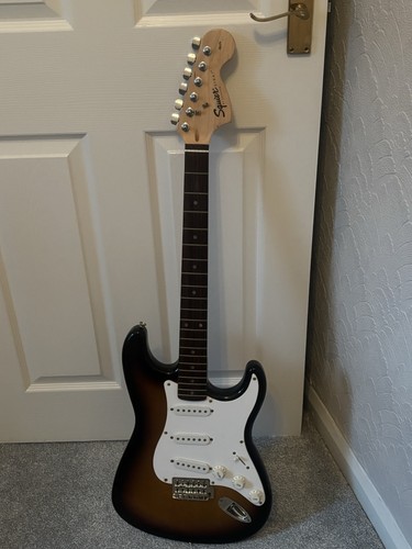 Squier strat electric - squier,