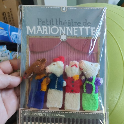 Petit theatre marionnettes - petit,