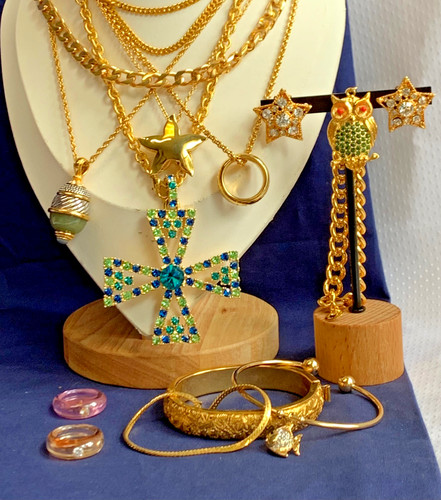 Vtg costume jewelry - jewelry, joan