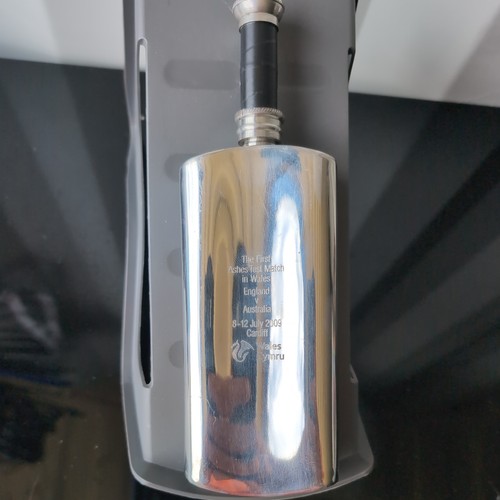 Cricket bat hip flask - hip, english